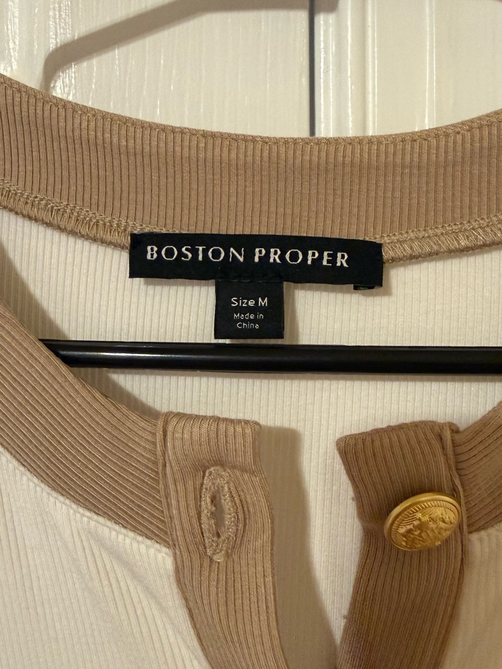 Boston Proper So Essential Ribbed Colorblock Henley Top NWOT - Picture 4 of 6